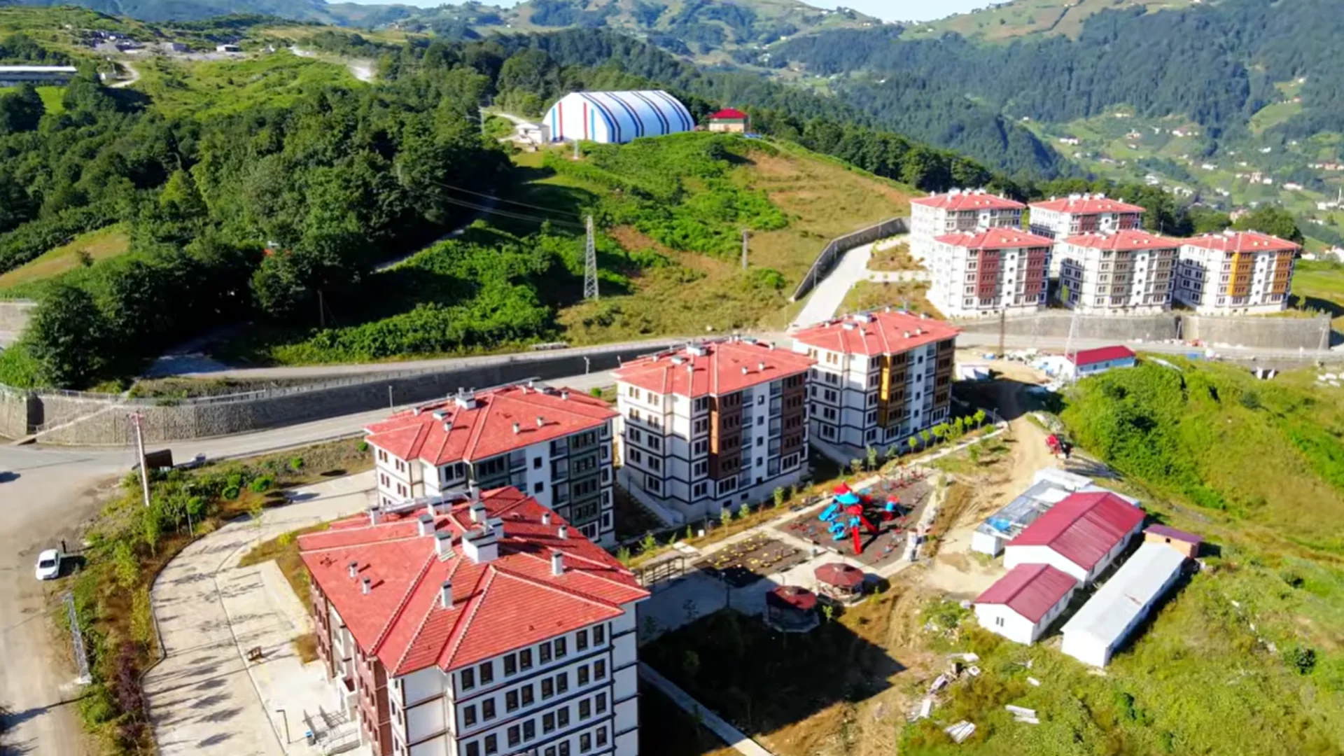Trabzon Tonya’da TOKİ’den 88 Konut